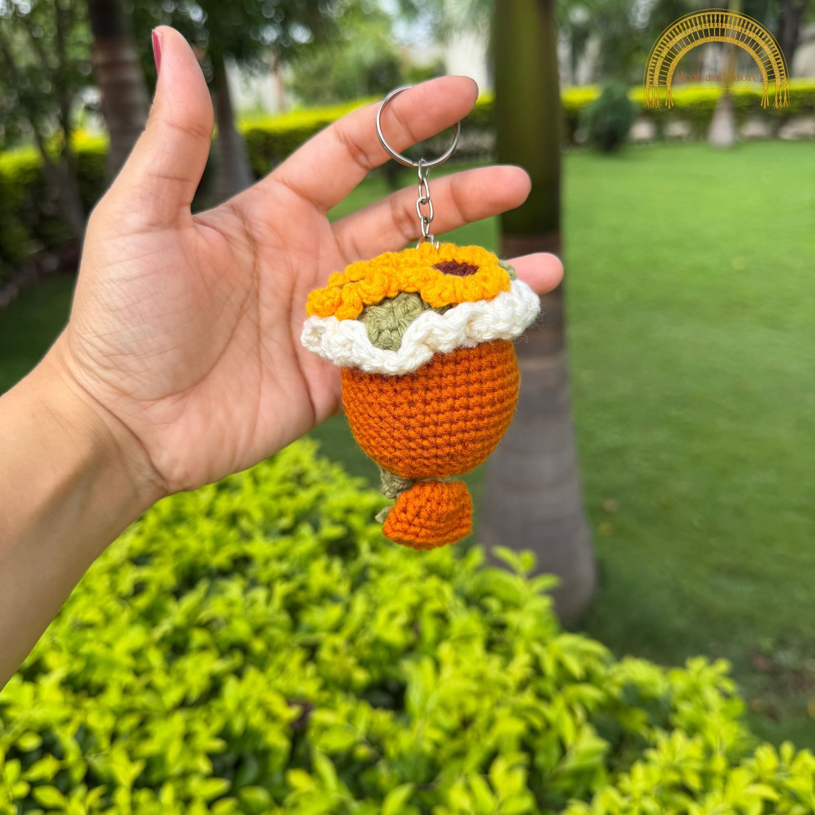 crochet bouquet keychain (3) crochet bouquet keychain (3)