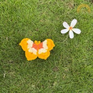 crochet classic butterfly hair clip 1.jpg