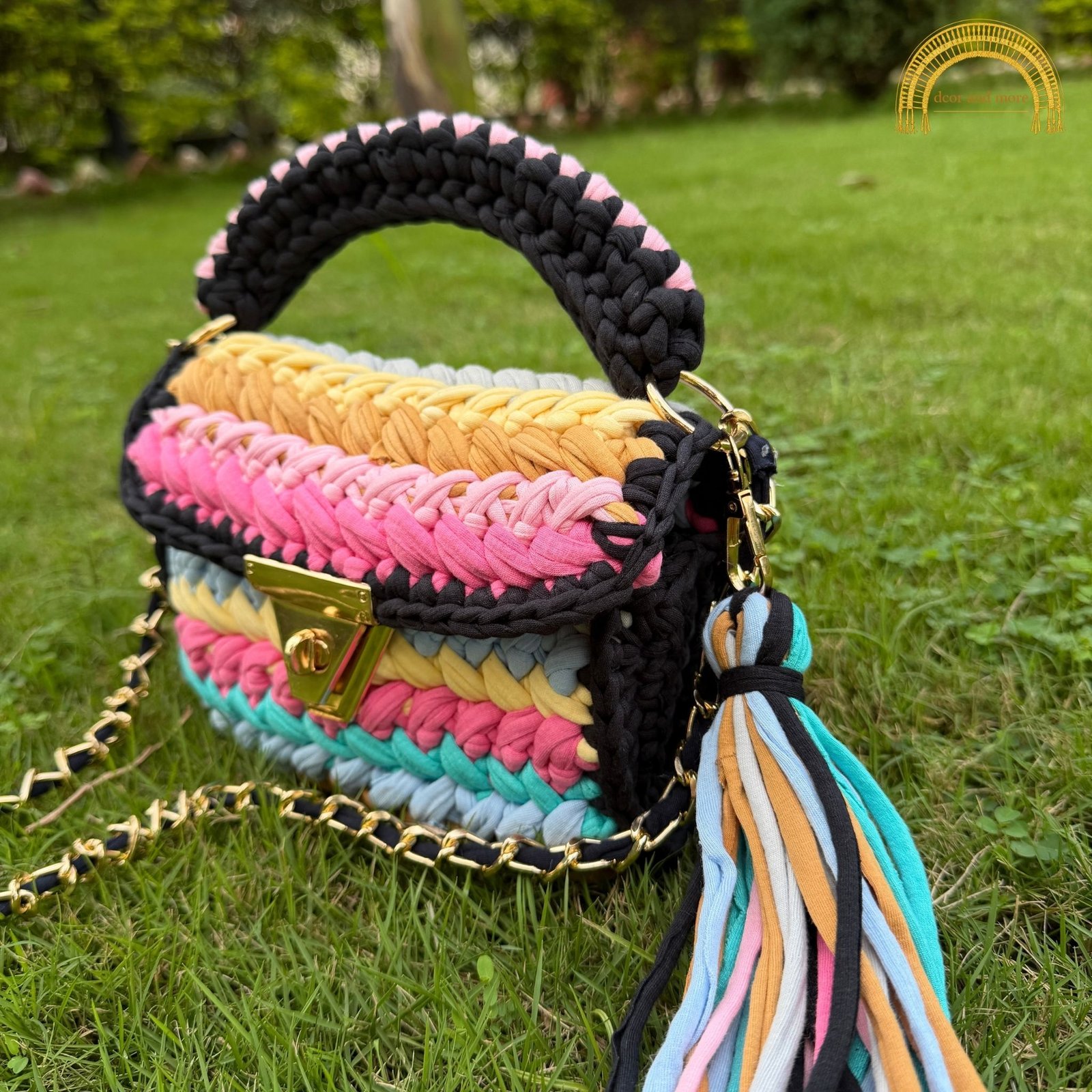 Black Rainbow Yarn Bag (2) 98